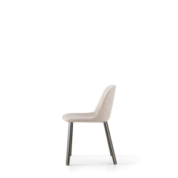 ESSE SIDE CHAIR 19" - BEIGE SUPERSUEDE 86 FABRIC/HG TITANIUM LEGS